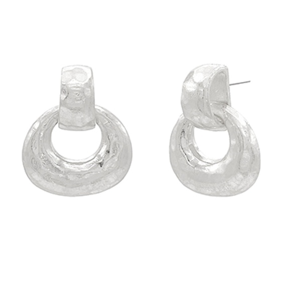 Hammered Gradual Door Knocker Earrings - Picture 4 of 4